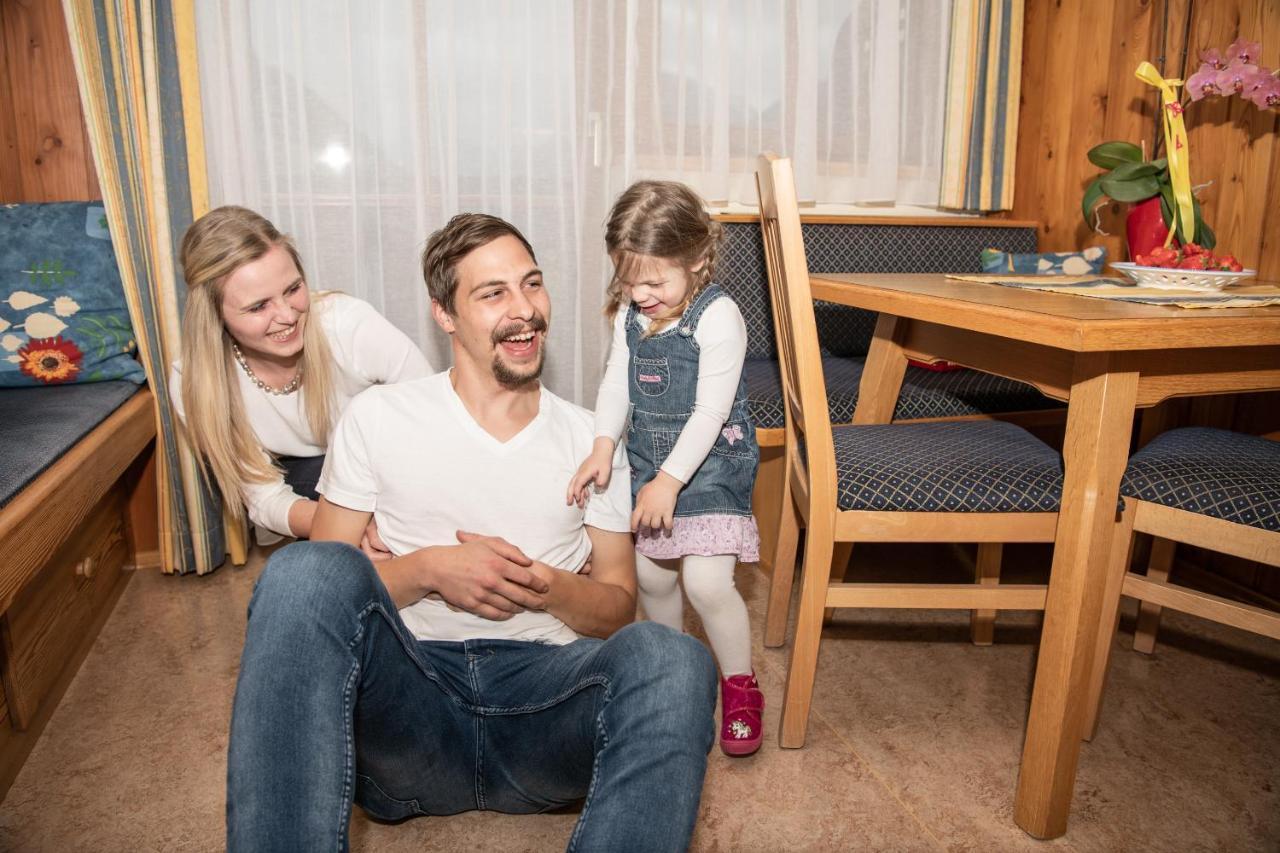 ראוריס Appartement-Pension Fahrnberggut מראה חיצוני תמונה
